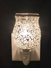 Load image into Gallery viewer, Plug In Wax Melt Burners